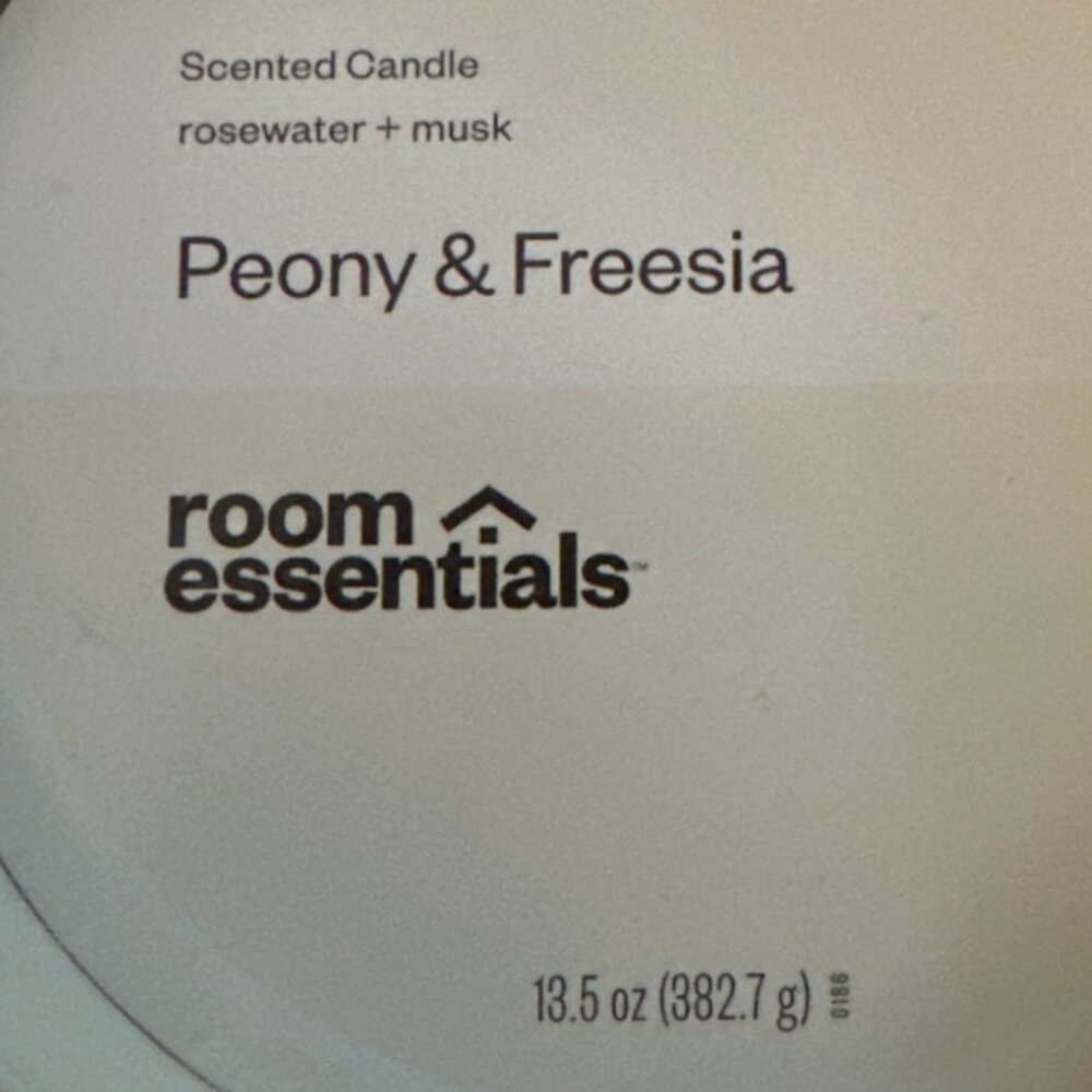 Room Essentials - RoseWater and Musk Scented 2-Wick Candle